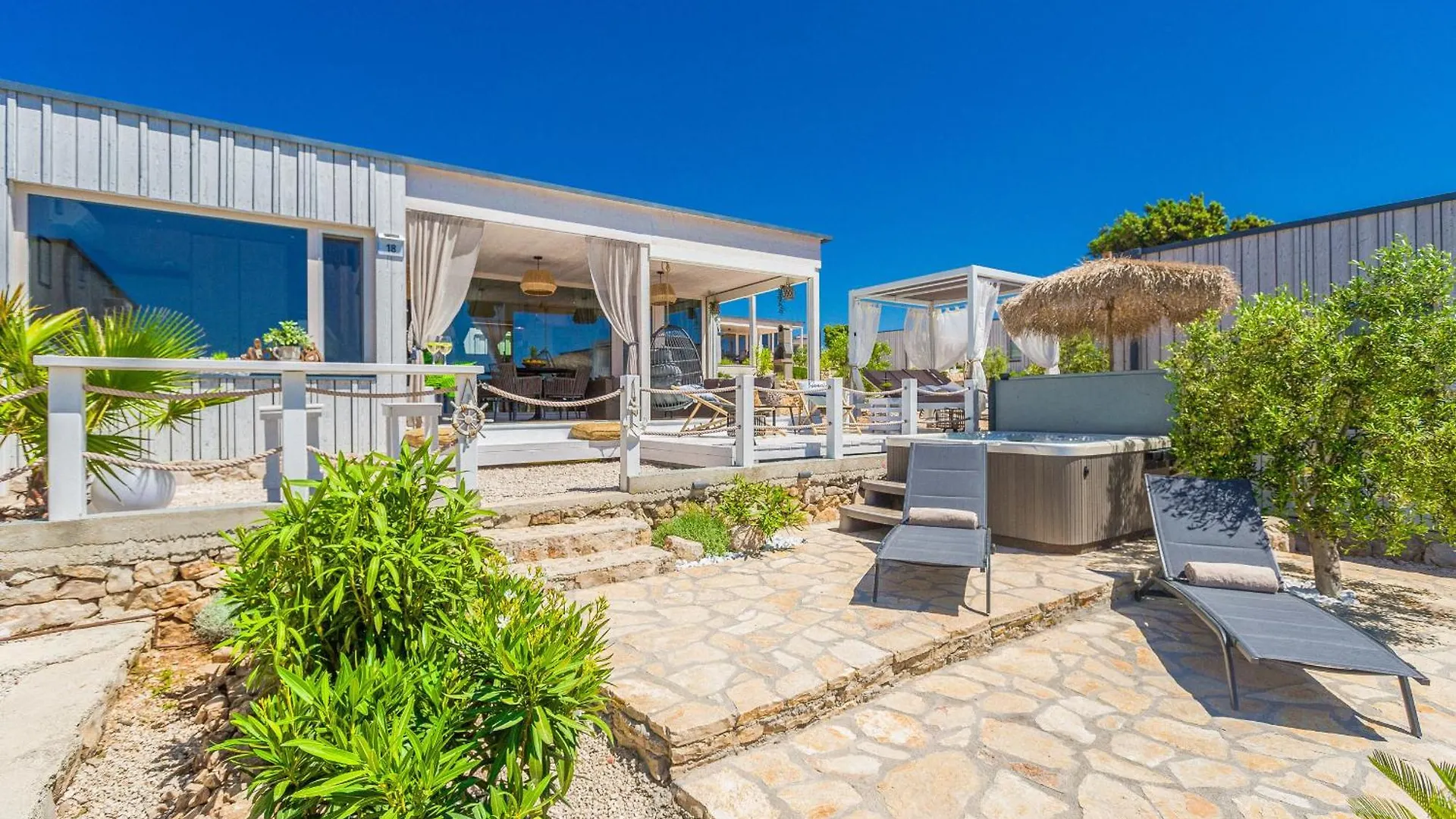 Buqez Eco Resort - Villa 18 - Direkt Am Strand Drage Croatia