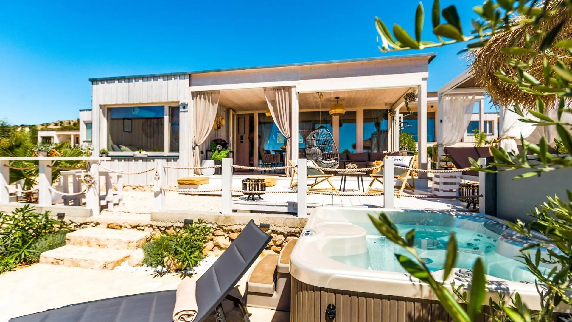 Buqez Eco Resort - Villa 18 - Direkt Am Strand Drage