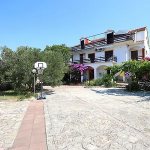  Couette-café Bed&breakfast