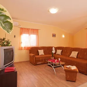  Apartman Mara